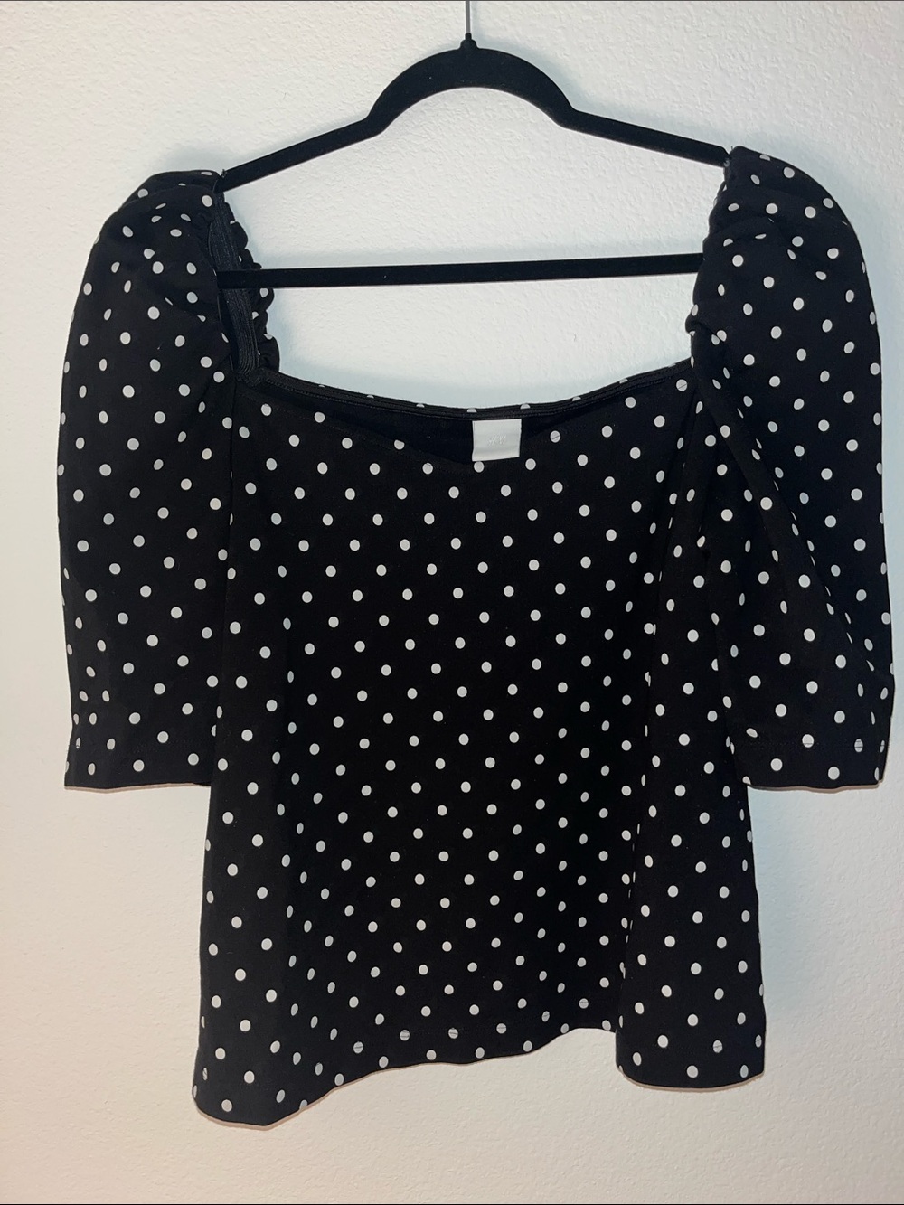 H&M Black and White Polka Dot Puff-Sleeve Blouse